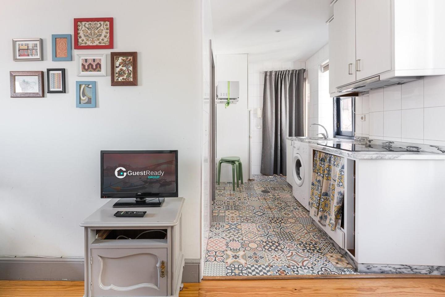 Guestready - Modern Comfort In Downtown 포르투 외부 사진